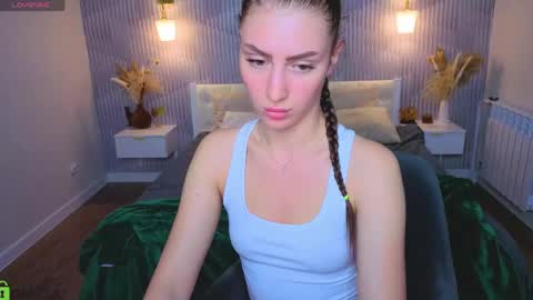 Emma Myer online show from 30, 4, 2026