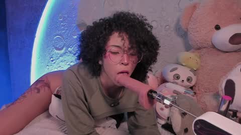 Snapshot of emma_nakamura chatting on 27, 1, 2025 online show from 27, 1, 2025