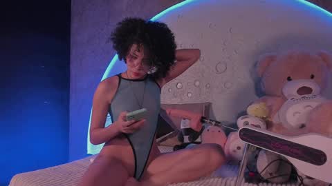 Snapshot of emma_nakamura chatting on 12, 2, 2025 online show from 12, 2, 2025