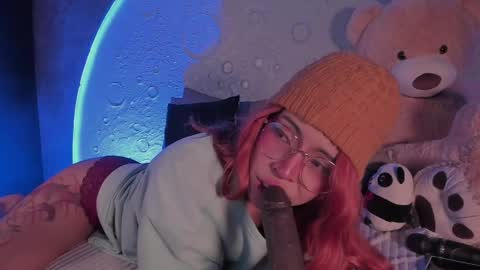 Snapshot of emma_nakamura chatting on 13, 2, 2025 online show from 13, 2, 2025