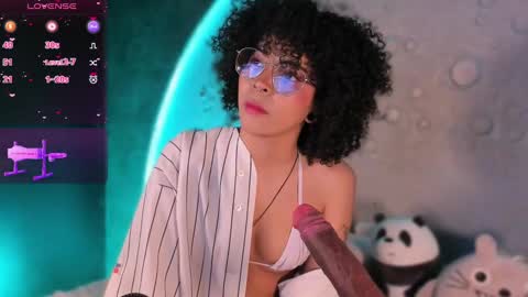 Snapshot of emma_nakamura chatting on 18, 9, 2025 online show from 18, 9, 2025