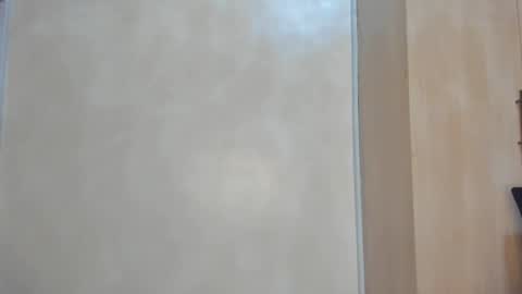 emma_remi online show from 25, 1, 2025