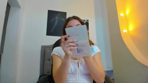 emma online show from 17, 9, 2025