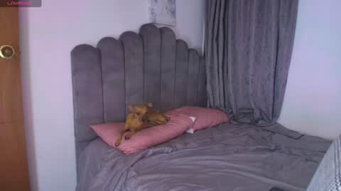 emma_saenz01 online show from 27, 7, 2026