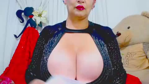emma_saenzz online show from 29, 7, 2026