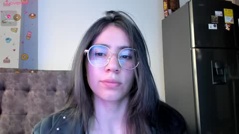 Snapshot of emma_sandovaal chatting on 15, 1, 2025 Emma online show from 15, 1, 2025