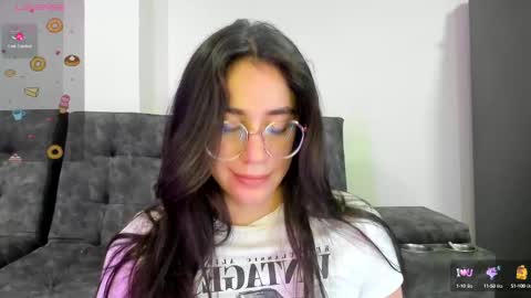 Snapshot of emma_sandovaal chatting on 28, 2, 2025 Emma online show from 28, 2, 2025