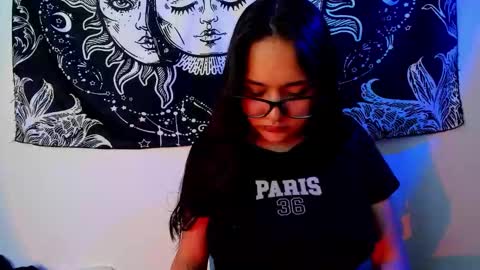 Emma online show from 30, 10, 2025