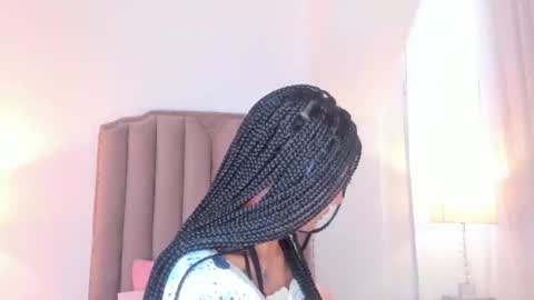 Snapshot of emma_torres__ chatting on 23, 6, 2026 Ema online show from 23, 6, 2026
