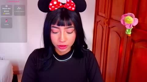 Emma web online show from 11, 11, 2025