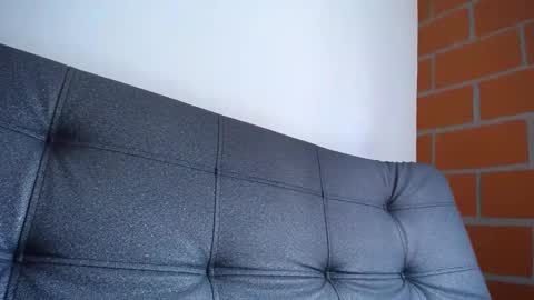   online show from 25, 9, 2025