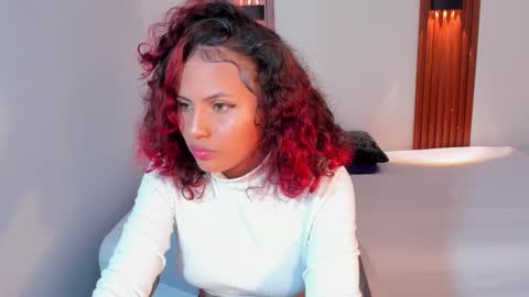 Snapshot of emmacole5 chatting on 28, 2, 2026 emmacole5 online show from 28, 2, 2026