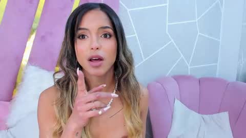 Snapshot of emmacortez chatting on 21, 2, 2025 emma cortez online show from 21, 2, 2025
