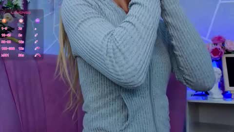 Snapshot of emmacortez chatting on 22, 9, 2025 emma cortez online show from 22, 9, 2025