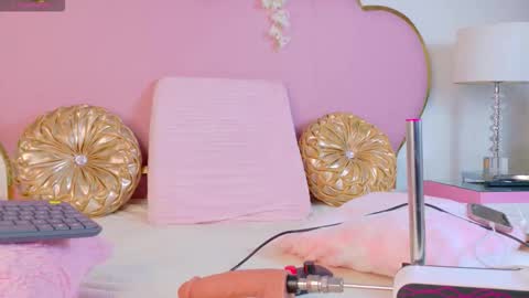 Welcome Im yosein  Your love is my passion activate it with your tips and enjoy with me online show from 24, 10, 2025