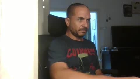 Snapshot of emmagold123 chatting on 26, 10, 2025 Ariel online show from 26, 10, 2025