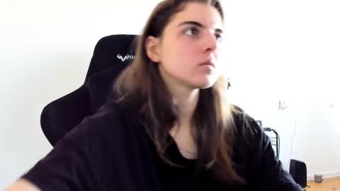 Emma online show from 12, 9, 2025