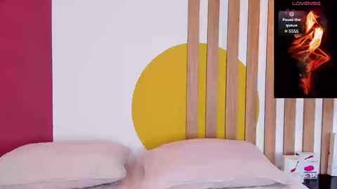 emmanaughty_ online show from 24, 9, 2025