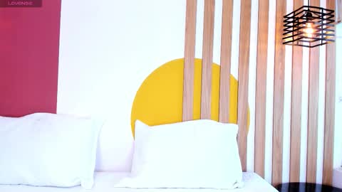 emmanaughty_ online show from 5, 11, 2025