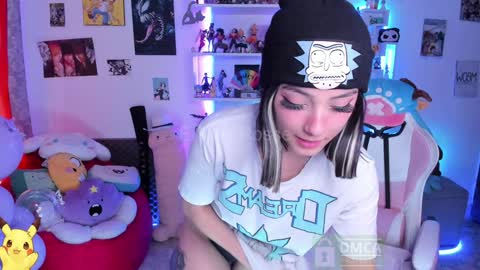 Snapshot of emmarosse11 chatting on 31, 1, 2025 Emma online show from 31, 1, 2025