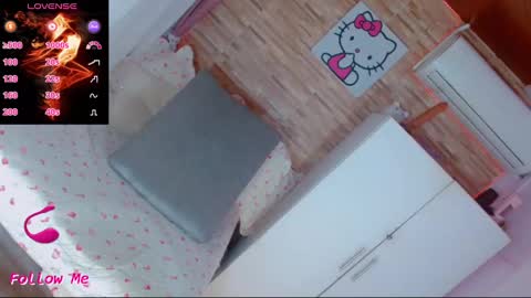 Snapshot of emmasummers469 chatting on 22, 12, 2024 Emma online show from 22, 12, 2024