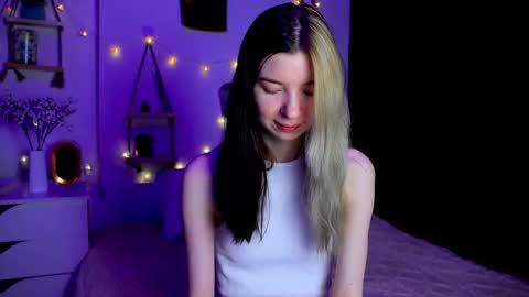 emmie_everly online show from 17, 10, 2025