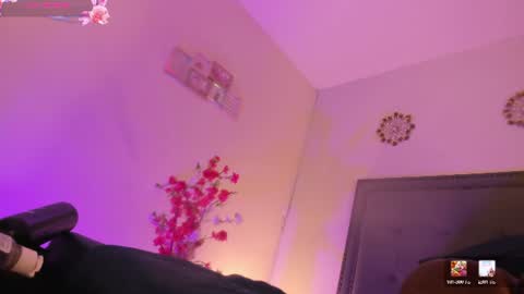 Emiily online show from 22, 7, 2026