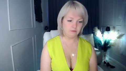 emmmam online show from 7, 10, 2025