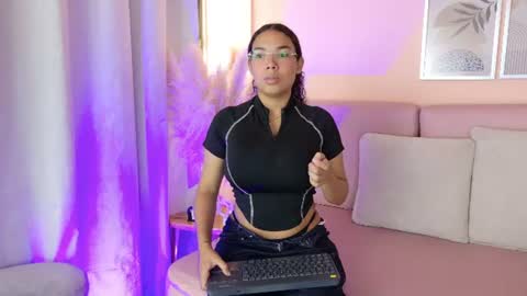 Snapshot of emmy_and_luna chatting on 19, 7, 2026 Emmy and Luna online show from 19, 7, 2026