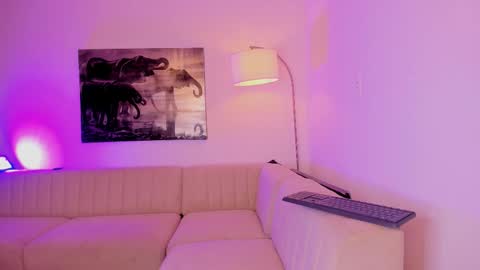 Emmy Heart online show from 25, 2, 2026