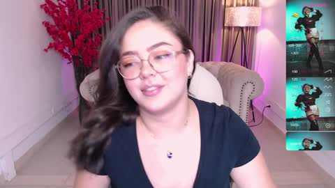Snapshot of emmy_walker1 chatting on 21, 1, 2025 Emmy Walker online show from 21, 1, 2025