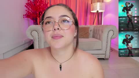 Snapshot of emmy_walker1 chatting on 4, 2, 2025 Emmy Walker online show from 4, 2, 2025