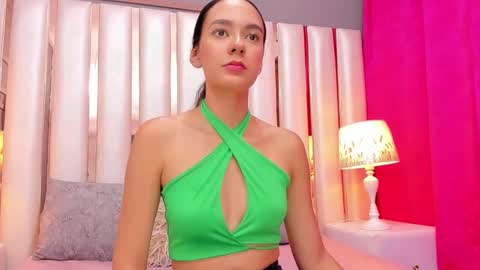 Snapshot of emmycruzz chatting on 21, 2, 2026 emmy online show from 21, 2, 2026