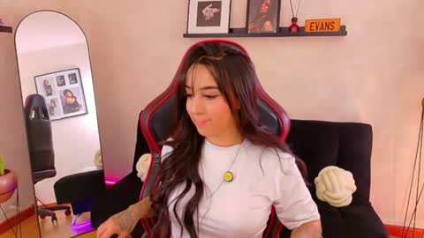 Emmy Evans  online show from 2, 3, 2026