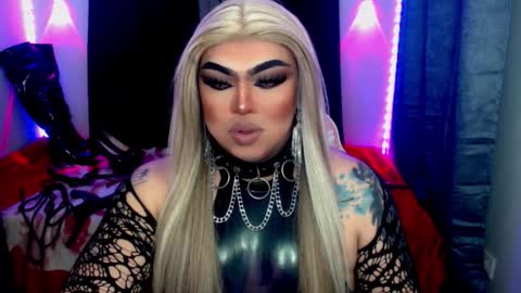 Snapshot of empressmichellexx chatting on 26, 2, 2026 Mistress Michelle online show from 26, 2, 2026