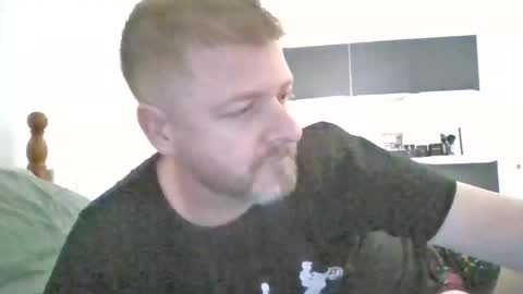 emrys2016833836 online show from 17, 2, 2026