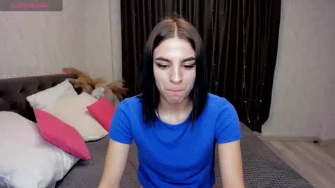emy__angel online show from 3, 1, 2025