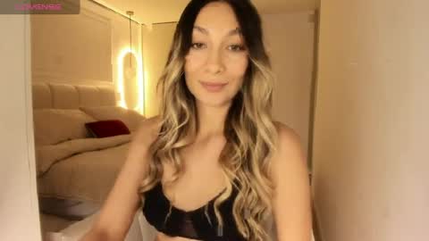 Snapshot of emyconneer chatting on 2, 5, 2026 emyconneer online show from 2, 5, 2026