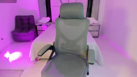 Emy Silver online show from 20, 2, 2025