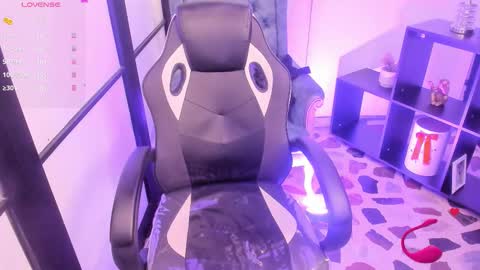 Emy Silver online show from 7, 1, 2026