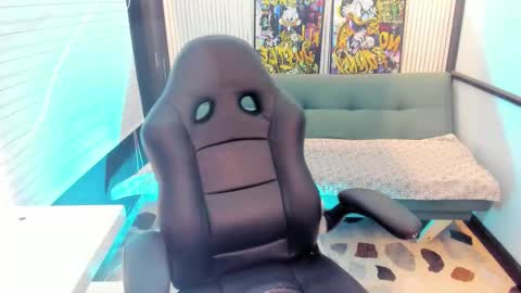 Emy Silver online show from 12, 1, 2026