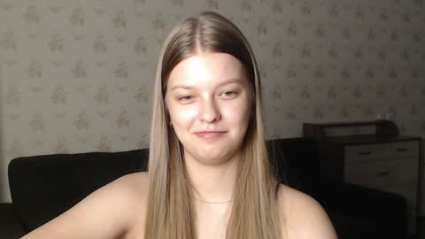 Snapshot of emysway chatting on 27, 12, 2024 EmySway online show from 27, 12, 2024