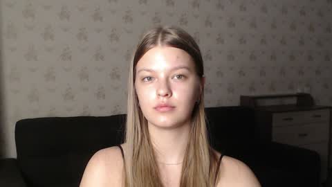 Snapshot of emysway chatting on 28, 12, 2024 EmySway online show from 28, 12, 2024