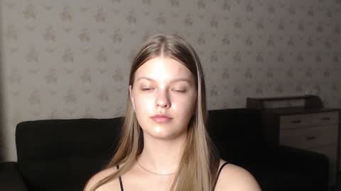 Snapshot of emysway chatting on 29, 12, 2024 EmySway online show from 29, 12, 2024