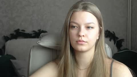 Snapshot of emysway chatting on 31, 1, 2025 EmySway online show from 31, 1, 2025