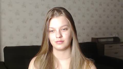 Snapshot of emysway chatting on 9, 2, 2025 EmySway online show from 9, 2, 2025