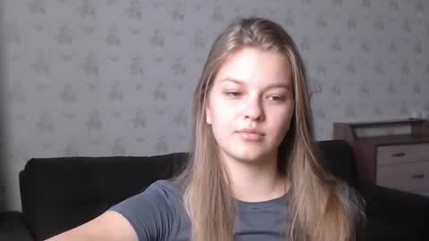 Snapshot of emysway chatting on 13, 10, 2025 EmySway online show from 13, 10, 2025