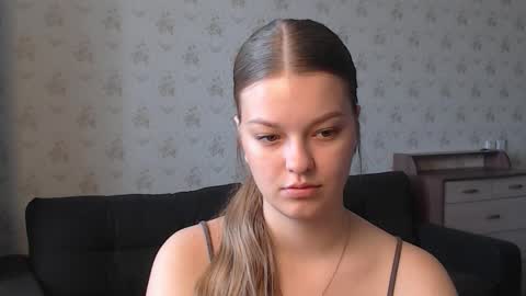 Snapshot of emysway chatting on 14, 10, 2025 EmySway online show from 14, 10, 2025