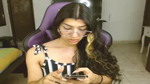 Snapshot of engiel_phoenix chatting on 13, 2, 2025 Engiel phoenix instagram engiel 13 online show from 13, 2, 2025