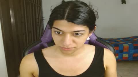 Snapshot of engiel_phoenix chatting on 4, 10, 2025 Engiel phoenix instagram engiel 13 online show from 4, 10, 2025